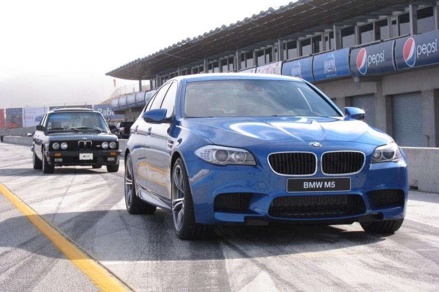  BMW M5 2012 года  (фото 5 из 319)